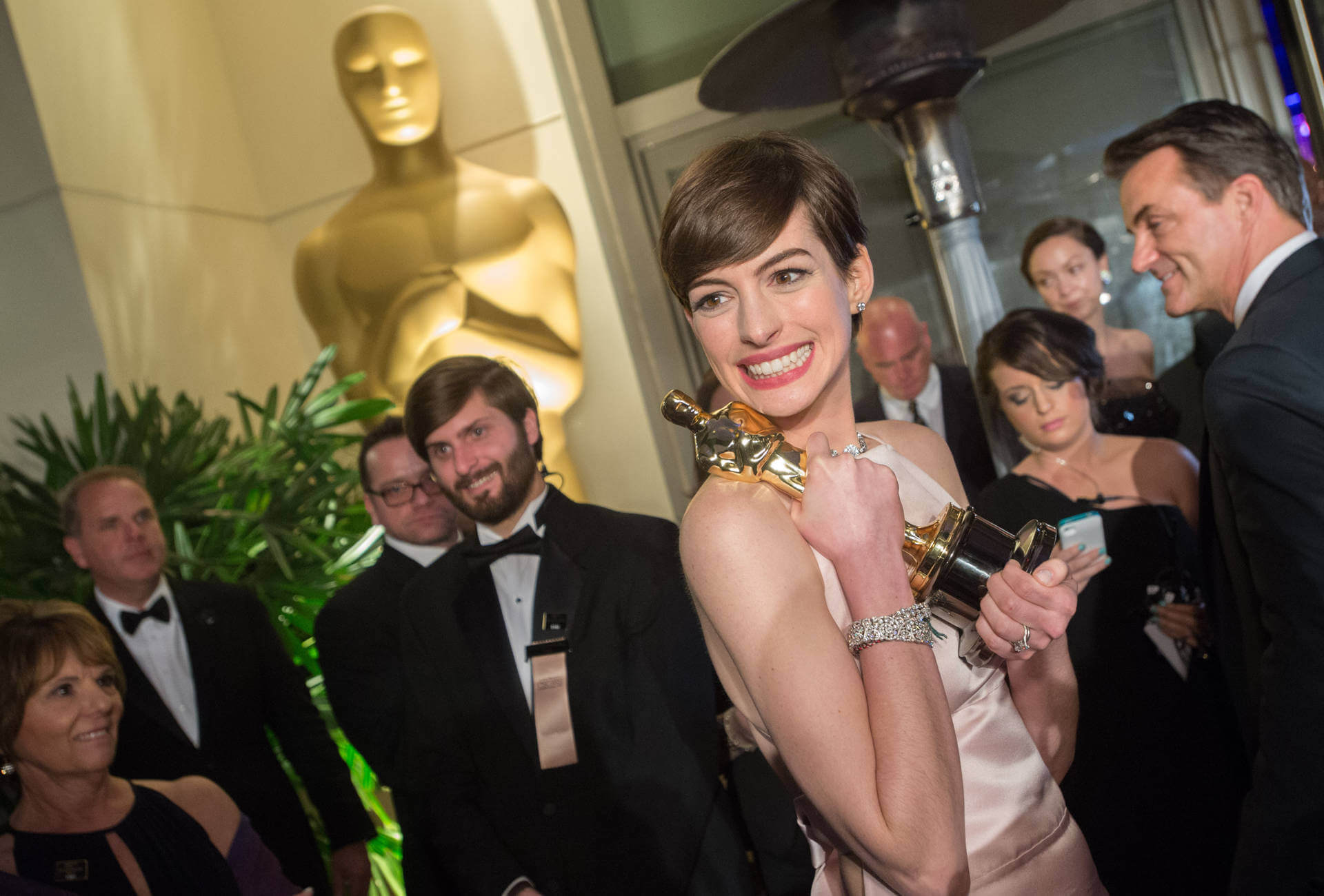 Anne Hathaway: “It's impossible not to 