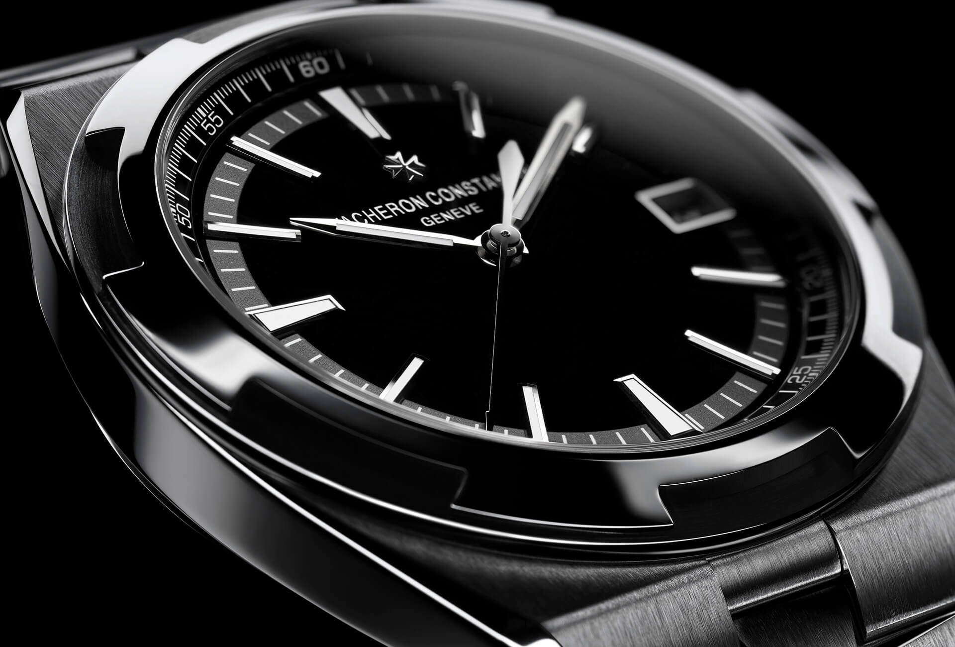 Vacheron Constantin’s Overseas collection now in black – FHH Journal