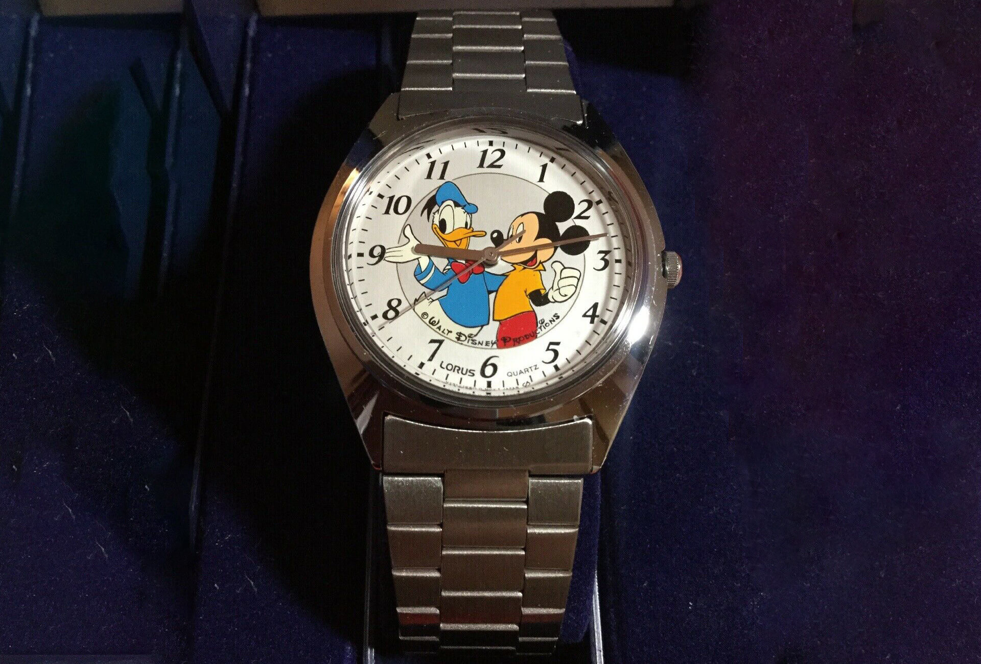 lorus donald duck watch