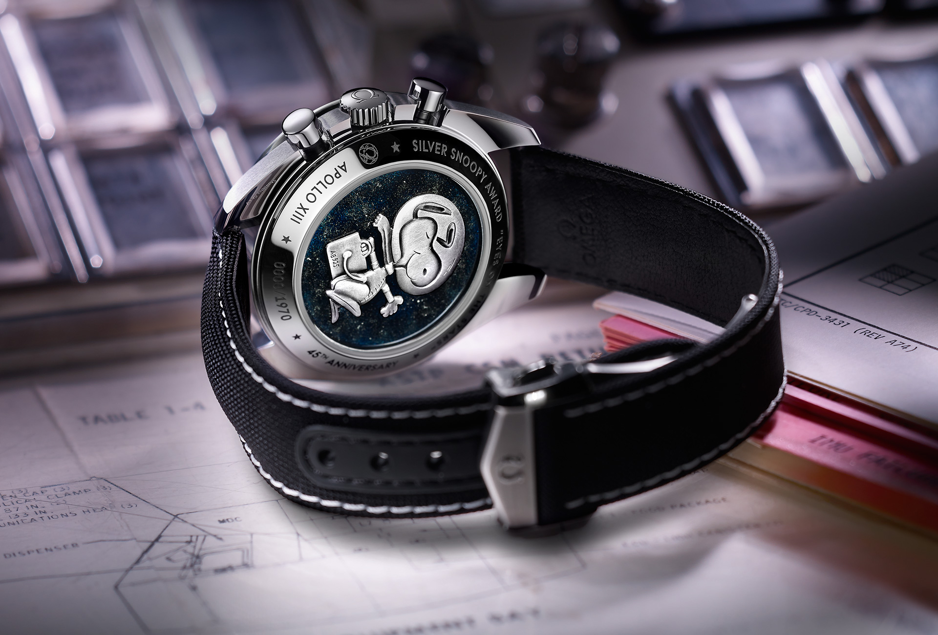 omega analog watch